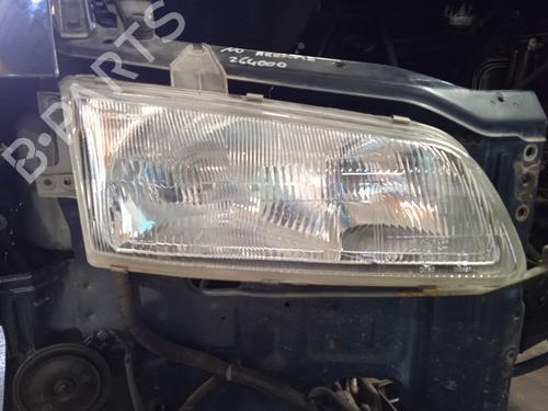 Used Right headlight HYUNDAI H-1 Van (A1) 2.5 TD (80 hp) 17441161