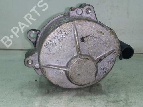 Used Vacuum pump RENAULT LAGUNA II Grandtour (KG0/1_) [2001-2007]  7933256