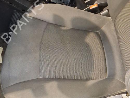 Used Left front seat CHEVROLET ORLANDO (J309) [2010-2026]  32381586