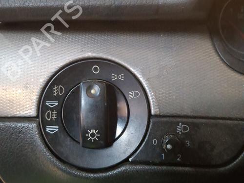 Commande de phare Commande de phare AUDI A4 B6 (8E2) 2.5 TDI quattro (180 hp) 34366882 34366882