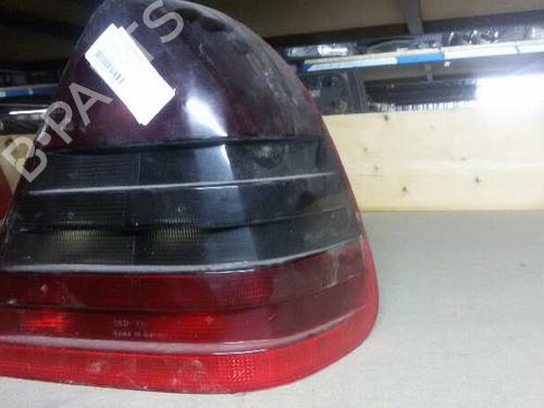 Used Right taillight MERCEDES-BENZ C-CLASS (W202) [1993-2000]  7934483