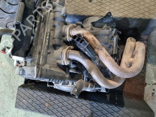 Motor KAWASAKI MOTORCYCLES VERSYS Versys (LE650A) (64 hp) 24702556