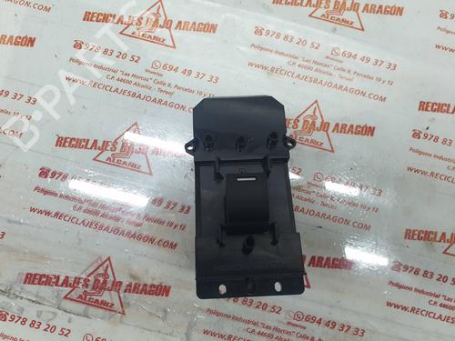 Pulsantiera anteriore destra HONDA HR-V (RU) 1.5 (RU1) (130 hp) 7990809