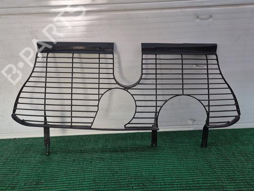 Used Grille MERCEDES-BENZ E-CLASS (W210) E 320 CDI (210.026) (197 hp) 31647377