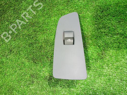 Used Right front window switch BMW 1 (E87) 118 d (122 hp) 13299533
