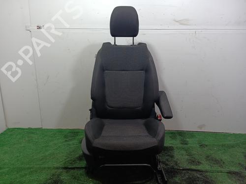 Used Right front seat PEUGEOT 5008 (0U_, 0E_) 1.6 HDi (110 hp) 15244988