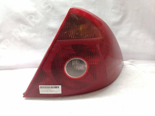 Used Right taillight FORD MONDEO III Saloon (B4Y) 2.0 16V (146 hp) 7926403
