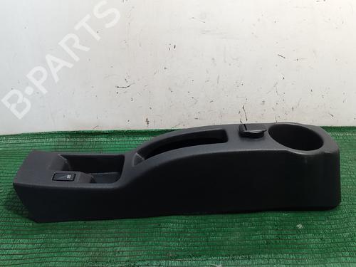 Used Middle console DACIA SANDERO II TCe 90 (B8M1, B8MA, B8AC) (90 hp) 28424266