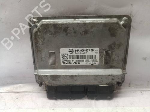 Calculateur moteur (ecu) VW GOLF V (1K1) [2003-2010]  8599144