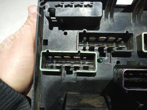 Fuse box CHRYSLER VOYAGER IV (RG, RS) 2.8 CRD | BP11937136E1
