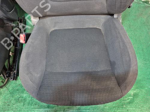 Seats set PEUGEOT 5008 II (MC_, MJ_, MR_, M4_) 1.6 BlueHDi 120 (MCBHZH, MCBHZW) | BP29122493C78 