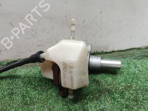 Brake master cylinder CITROËN C4 Grand Picasso II (DA_, DE_) 2.0 BlueHDi 150 | BP29250684M77 