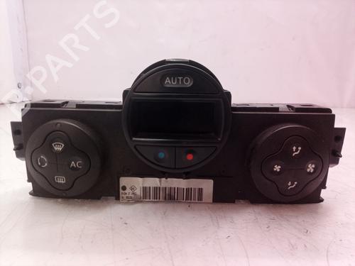 Used Climate control RENAULT MEGANE II Estate (KM0/1_) [2003-2012]  8340963