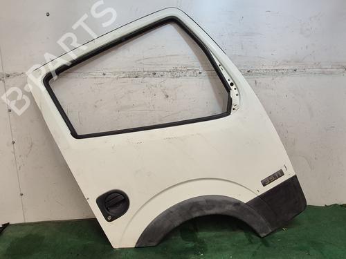 Used Right front door NISSAN NT400 CABSTAR (F24M) 28.12, 32.12, 35.12 (F91AN, F24M) (122 hp) 30273487