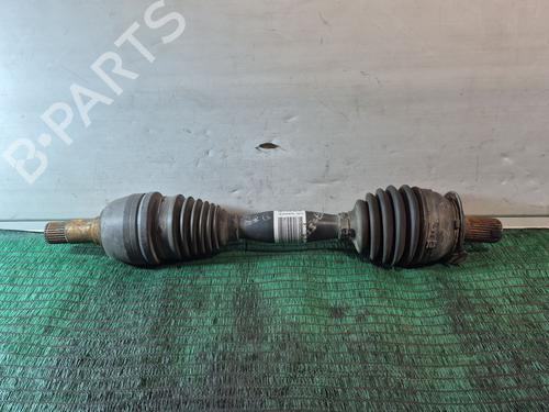 Used Left front driveshaft MERCEDES-BENZ CLA Coupe (C117) CLA 180 (117.342) (122 hp) 32290193