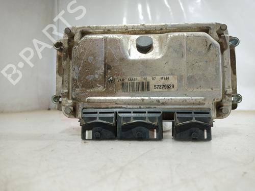 Used Engine control unit (ECU) CITROËN SAXO (S0, S1) 1.1 X, SX (60 hp) 11793585