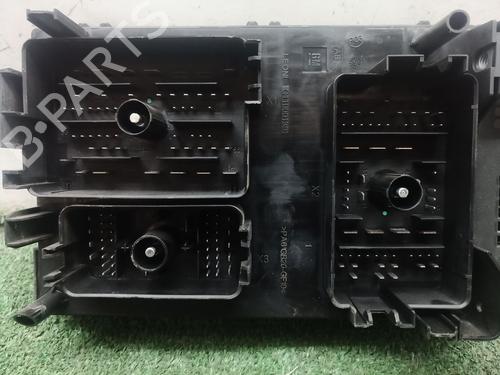 Fuse box OPEL ASTRA J (P10)  | BP25652148E1 