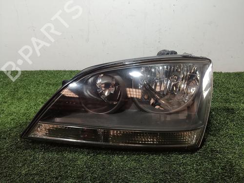 Used Left headlight KIA SORENTO I (JC) 2.5 CRDi 4WD (140 hp) 21725140