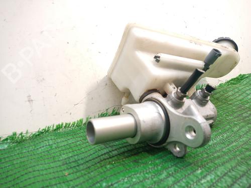 Brake master cylinder VOLVO S70 (874) 2.5 TDI | BP19275607M77 