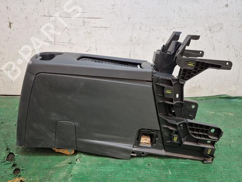 Used Middle console PEUGEOT 5008 (0U_, 0E_) 1.6 HDi (112 hp) 28209325