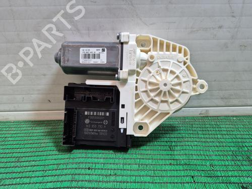 left-front-window-motor-seat-leon-1p1-2005-2006-2007-2008-2009-2010-2011-2012-2013-36668814 main image