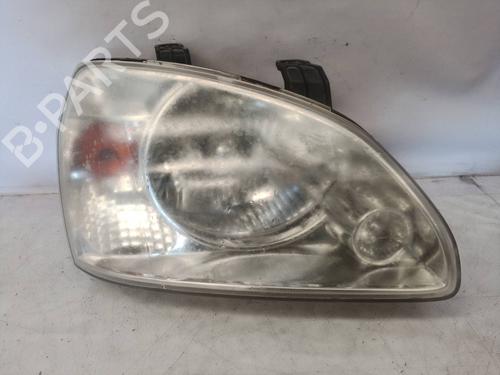 Used Right headlight KIA CARENS II MPV (FJ) 2.0 CRDi (113 hp) 8604742