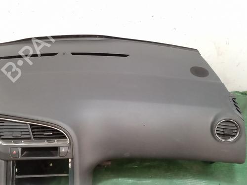Dashboard PEUGEOT 5008 (0U_, 0E_) 1.6 HDi | BP28168111C46 