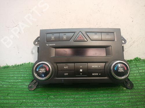 Used Climate control Climate control KIA SORENTO II (XM) 2.4 CVVT (174 hp) 40102621 40102621
