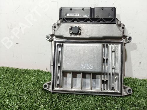Engine control unit (ECU) HYUNDAI i30 (FD) | BP19916347M57
