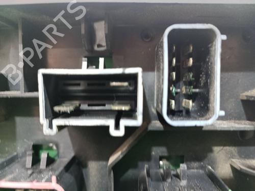Fuse box CHRYSLER VOYAGER / GRAND VOYAGER III (GS_, NS_)  | BP13527547E1
