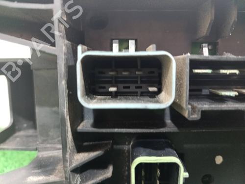 Fuse box CHRYSLER VOYAGER / GRAND VOYAGER III (GS_, NS_)  | BP13527547E1