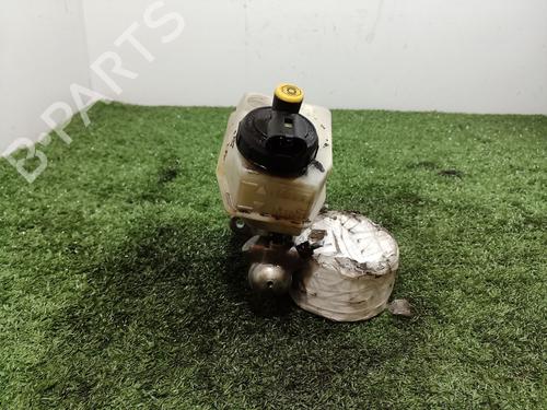 Used Brake master cylinder RENAULT CLIO II (BB_, CB_) 1.4 16V (B/CB0P, BB13) (98 hp) 18030682