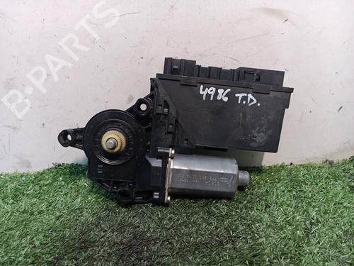 Rudehejsemotor bagstkærm højre AUDI A4 B6 (8E2) 1.9 TDI (130 hp) 16340766