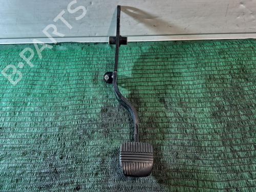 bremsepedal NISSAN CABSTAR (F24M, F24W) 28.11 DCI, 32.11 DCI, 35.11 DCI 2.5 (F24M) (110 hp) 31925508