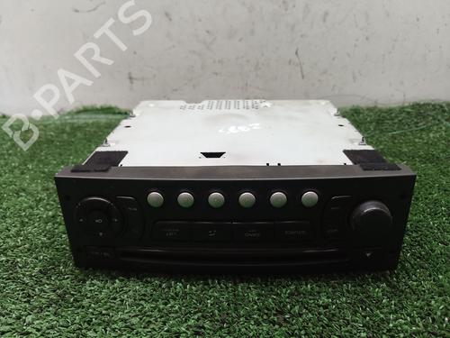 Bilradio PEUGEOT 3008 Van (0U_) HDi 150 (0URHEM) (150 hp) 23088981