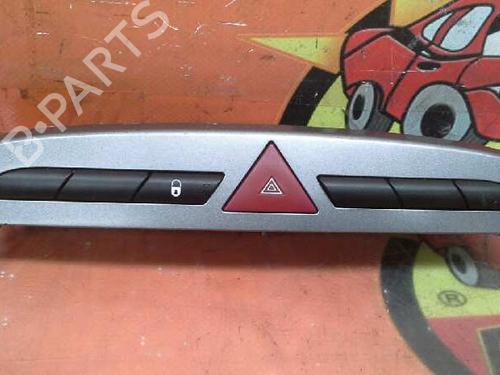 Used Warning switch PEUGEOT 308 I (4A_, 4C_) 1.6 HDi (109 hp) 7923950