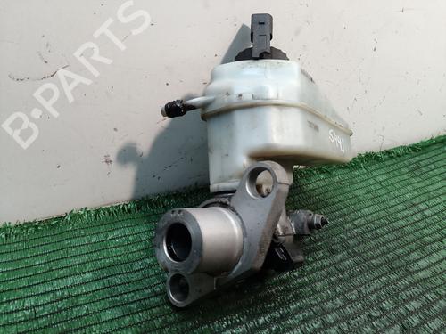 Brake master cylinder SKODA OCTAVIA II (1Z3) 1.6 TDI | BP20294818M77