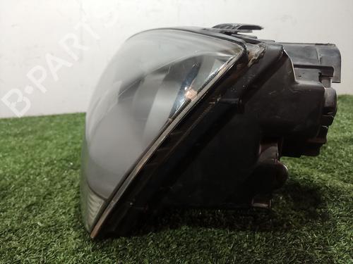 Left headlight KIA SORENTO I (JC) 2.5 CRDi 4WD | BP21725140C28 