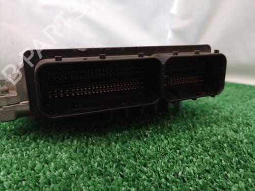 Engine control unit (ECU) VOLVO XC90 I (275) V8 AWD | BP12452702M57 