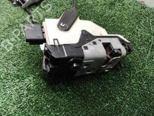 Front right lock PEUGEOT 208 I (CA_, CC_) 1.2 VTI 82 | BP23088999C97 