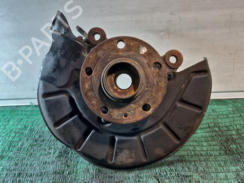 Used Left front steering knuckle VW TIGUAN (5N_) 2.0 TDI (110 hp) 32290195