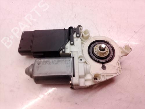 Left front window motor SEAT LEON (1M1) 1.6 16 V | BP8344495E21