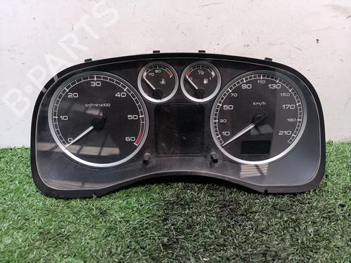 Used Instrument cluster PEUGEOT 307 (3A/C) [2000-2012]  16437767