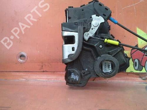 Used Front right lock TOYOTA AURIS (_E15_) 2.2 D (ADE157_, ADE151_, ADE151R, ADE157R) (177 hp) 7922992
