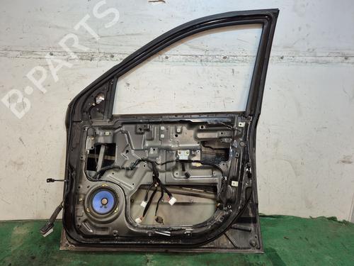 Right front door KIA SORENTO I (JC) 2.5 CRDi 4WD | BP28975864C3 