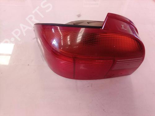 Left taillight FORD MONDEO I Saloon (GBP) 2.0 i 16V 4x4 93BG13N004 | 93BG13N004 | 93BG13N004