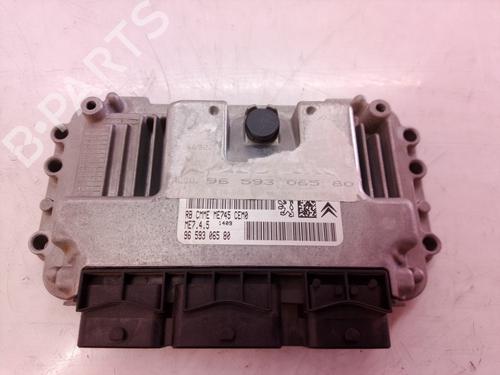 Used Engine control unit (ECU) PEUGEOT 307 (3A/C) 1.6 16V (109 hp) 8599172