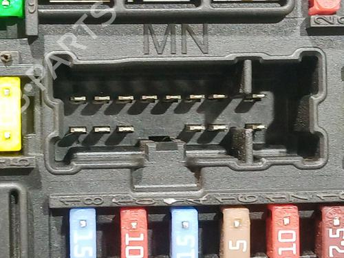 Fuse box RENAULT FLUENCE (L3_) Z.E. | BP29250526E1 