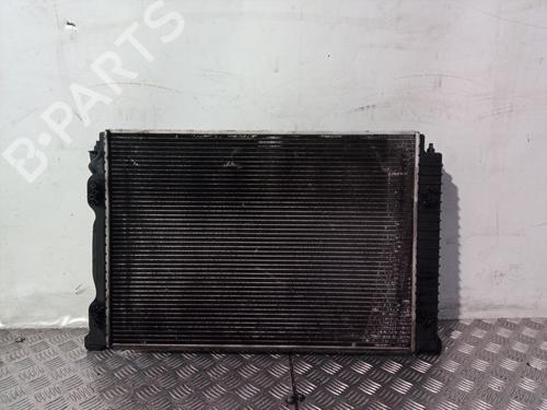 Radiateur à eau AUDI A4 B6 Convertible (8H7) 3.0 (220 hp)null