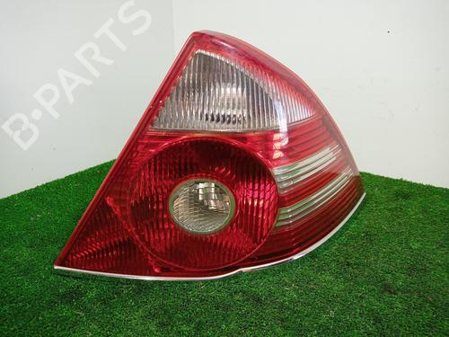 Used Right taillight FORD MONDEO III (B5Y) [2000-2007]  13220349